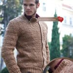 Knitted pullover for men with zip