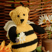 Sweet Honey Bee Bear-knitted toy